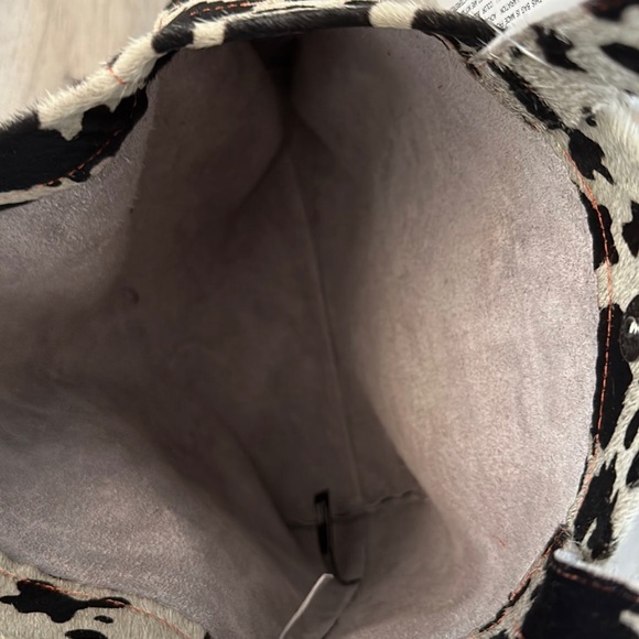 URBAN OUTFITTERS Calf Hair Tote Bag - Picture 5 of 10